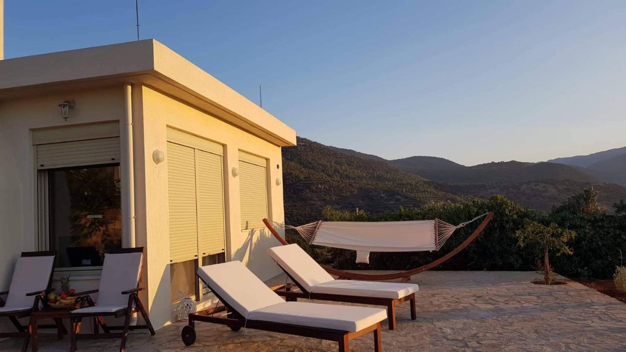 Marina Deluxe Apartments Istro Bagian luar foto